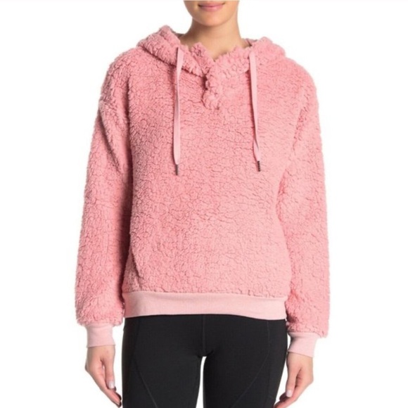 Z by Zella Rare Form Pink Faux Shearling Hoodie NWT Medium Soft Warm - Picture 1 of 7